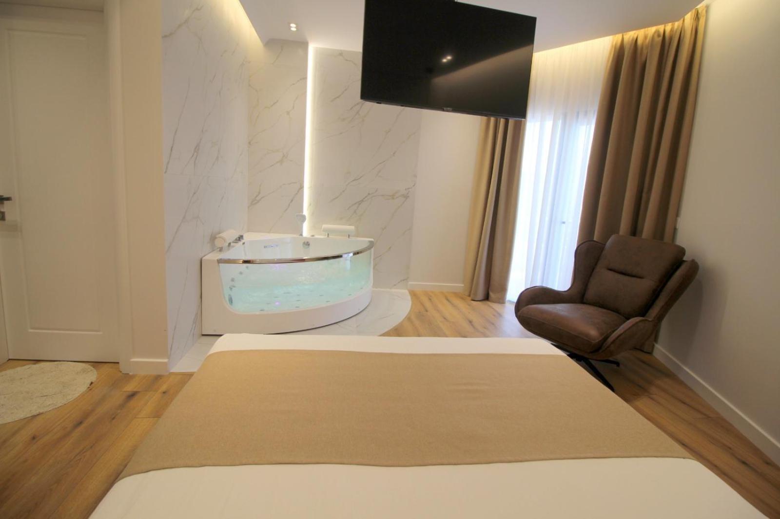 Hotel Strora Саранда Экстерьер фото
