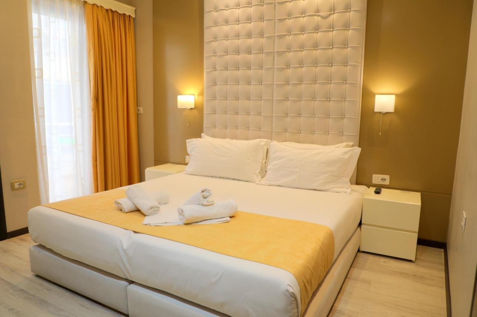 Hotel Strora Саранда Экстерьер фото