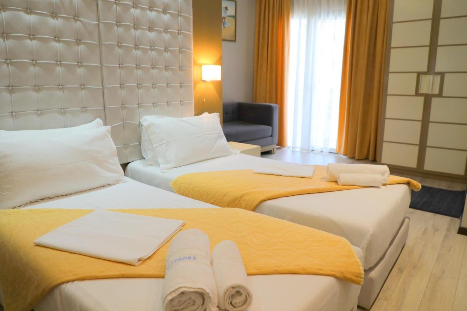 Hotel Strora Саранда Экстерьер фото